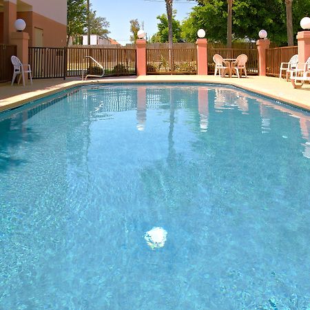 Holiday Inn Express - Biloxi - Beach Blvd By Ihg Facilities photo