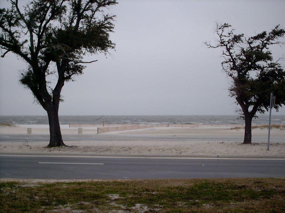 Holiday Inn Express - Biloxi - Beach Blvd By Ihg Exterior photo